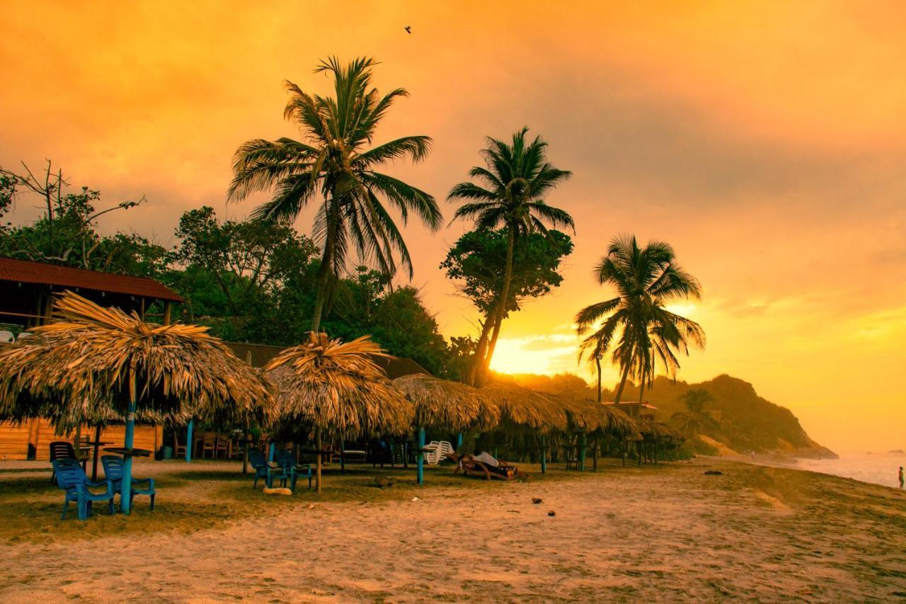 Tayrona Juancho'S House Hostel & Coworking Los Naranjos Buitenkant foto
