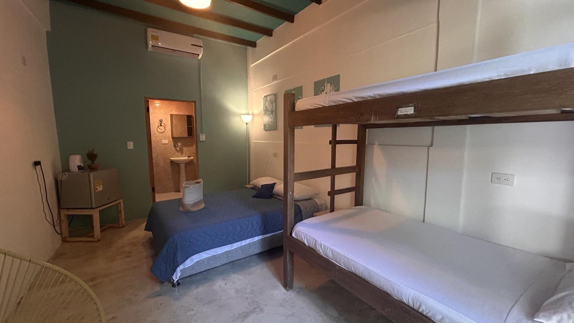 Tayrona Juancho'S House Hostel & Coworking Los Naranjos Buitenkant foto